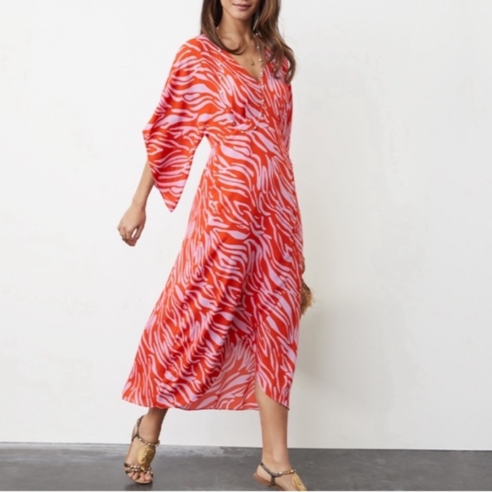 Cabi Saunter Maxi Dress Size Medium With Angel Sleeves